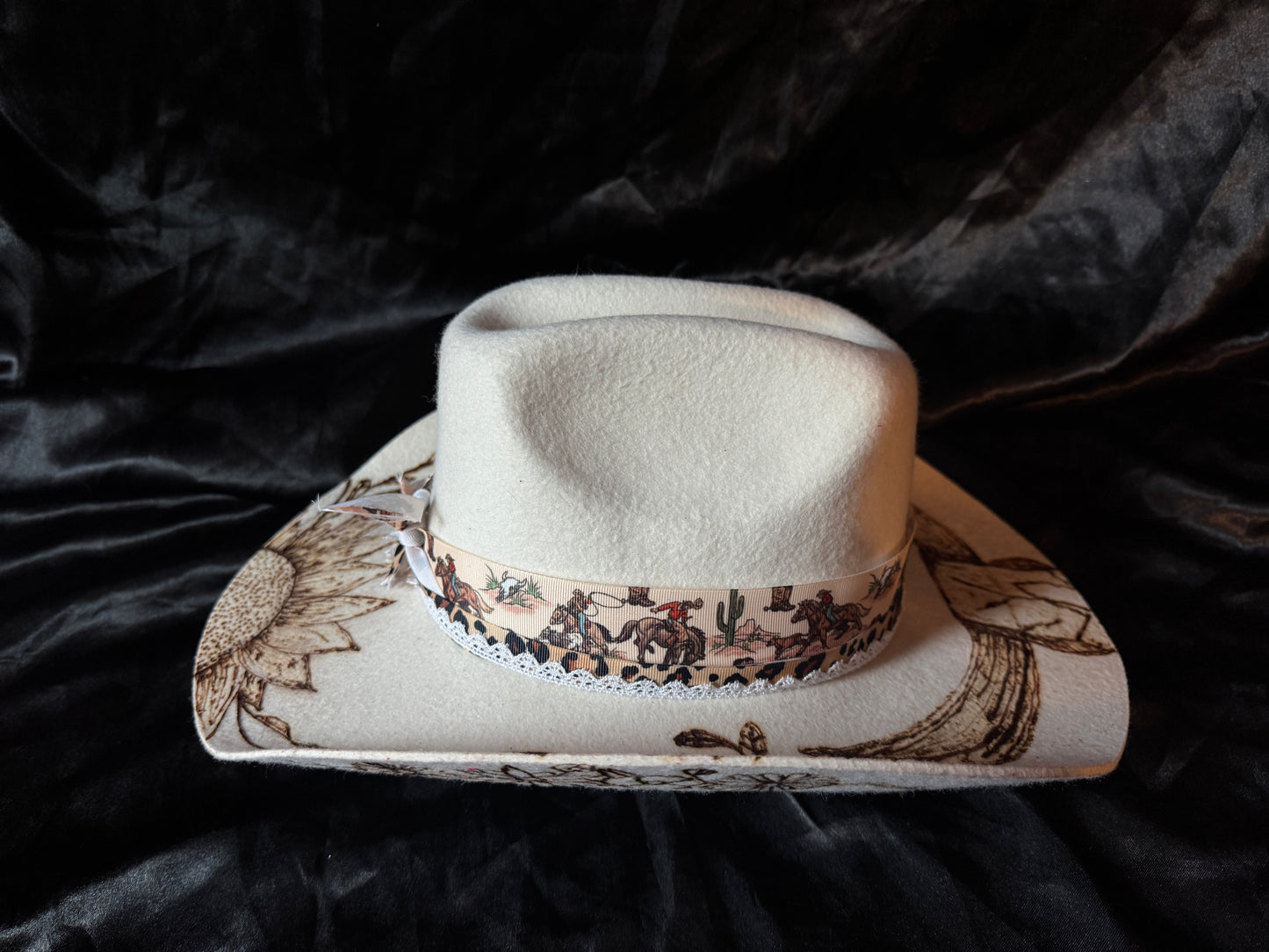 True Love Trails Cowboy Hat